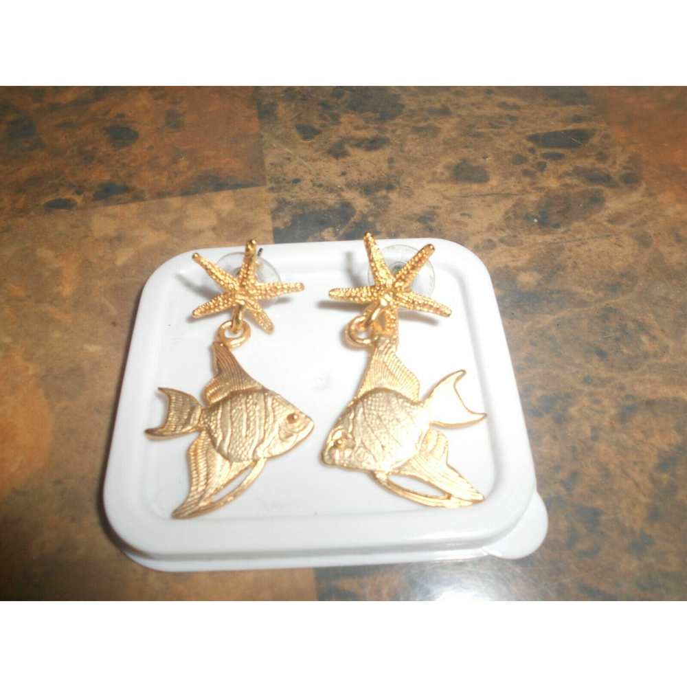 Gold tone Starfish earrings